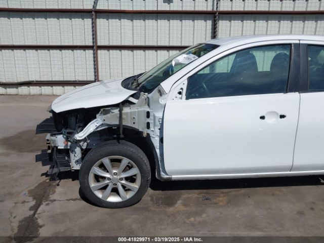 3N1CN7AP9HL869944 Nissan Versa 1.6 Sl