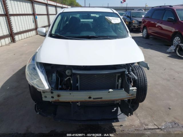3N1CN7AP9HL869944 Nissan Versa 1.6 Sl
