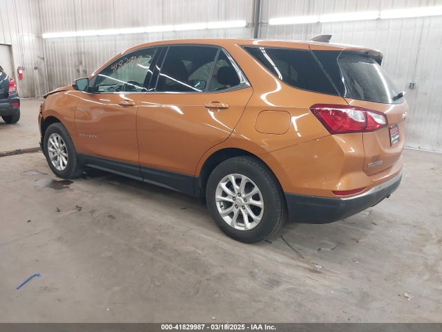 Chevrolet EQUINOX LT 2018 2GNAXSEV4J6270350 Image 3