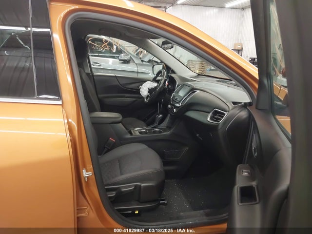 Chevrolet EQUINOX LT 2018 2GNAXSEV4J6270350 Image 5