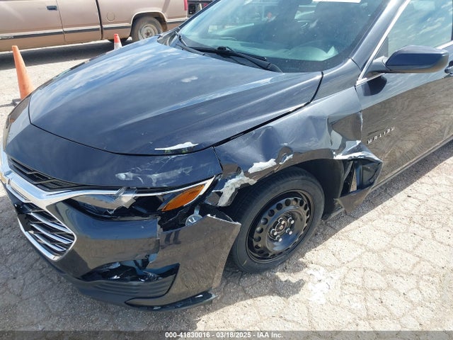 1G1ZD5STXPF181141 Chevrolet Malibu Fwd 1lt