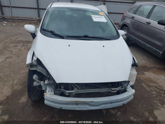 3FADP4TJ1FM138800 Ford FIESTA S