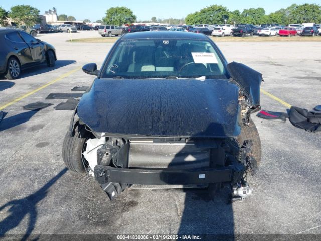 3KPF24AD2NE439180 KIA Forte Lxs