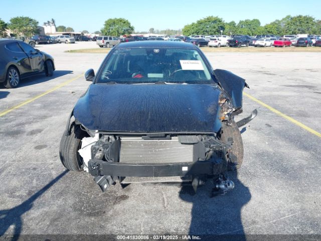 3KPF24AD2NE439180 KIA Forte Lxs