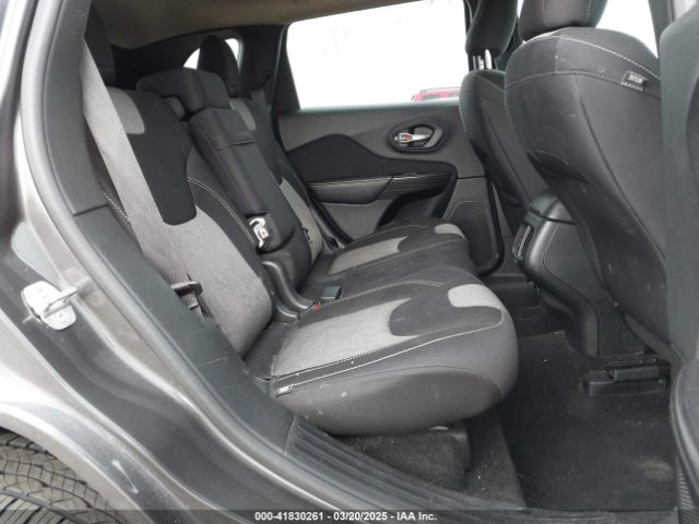 1C4PJMCB3EW297902 Jeep Cherokee Latitude