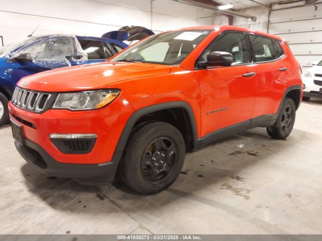 3C4NJDAB3JT402254 Jeep Compass Sport 4x4