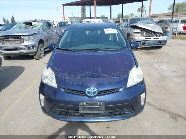Toyota Prius Two 2015 JTDKN3DU3F0421647 Image 13