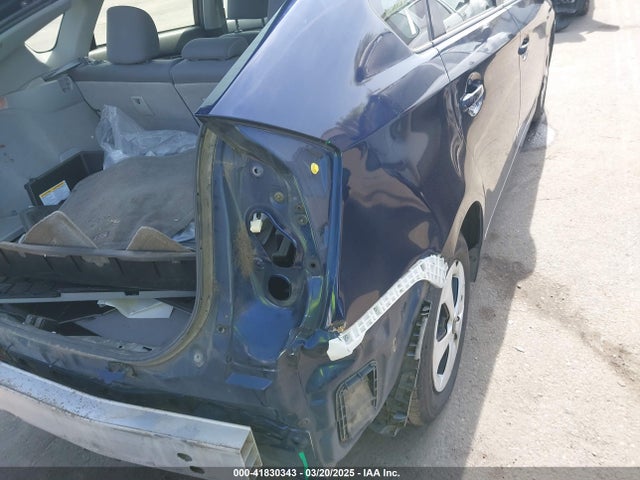 Toyota Prius Two 2015 JTDKN3DU3F0421647 Image 22