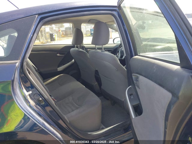 Toyota Prius Two 2015 JTDKN3DU3F0421647 Image 8