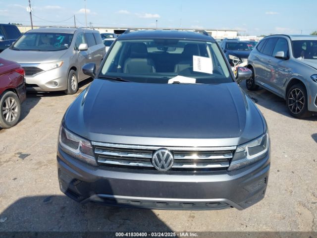 3VV3B7AXXLM137641 Volkswagen Tiguan 2.0t Se/2.0t Se R-line Black/2.0t Sel