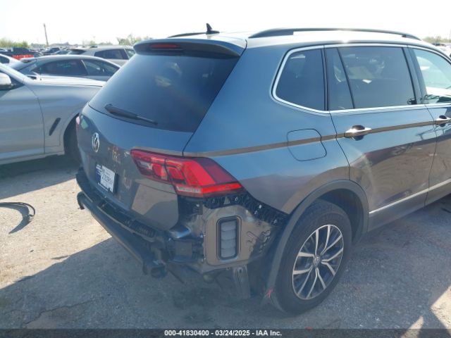 3VV3B7AXXLM137641 Volkswagen Tiguan 2.0t Se/2.0t Se R-line Black/2.0t Sel