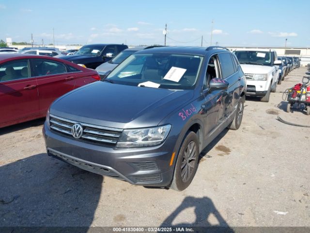 3VV3B7AXXLM137641 Volkswagen Tiguan 2.0t Se/2.0t Se R-line Black/2.0t Sel