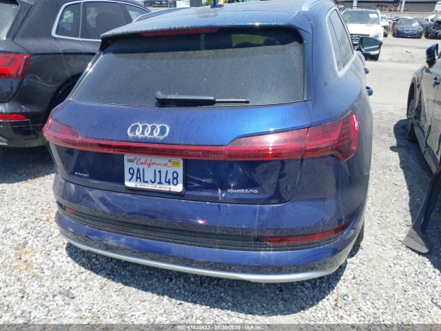 WA1AAAGE4NB020119 Audi E-tron Premium Quattro