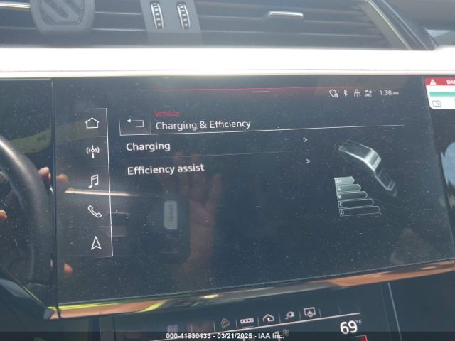WA1AAAGE4NB020119 Audi E-tron Premium Quattro