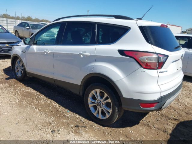 1FMCU0GD7JUA47722 Ford ESCAPE SE