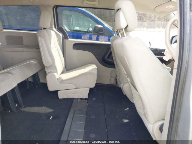 2C4RDGCG4ER106106 Dodge Grand Caravan Sxt