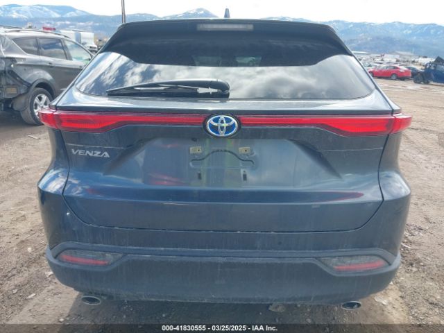 JTEAAAAH0RJ184824 Toyota VENZA LE