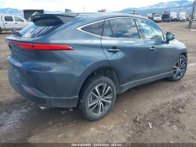 JTEAAAAH0RJ184824 Toyota VENZA LE