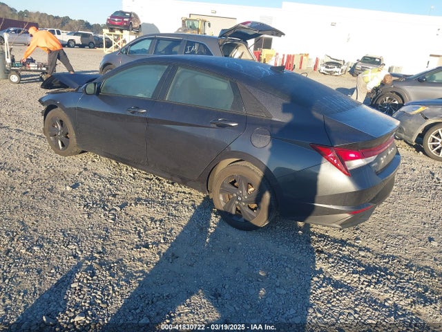 5NPLM4AG4MH008356 Hyundai ELANTRA SEL