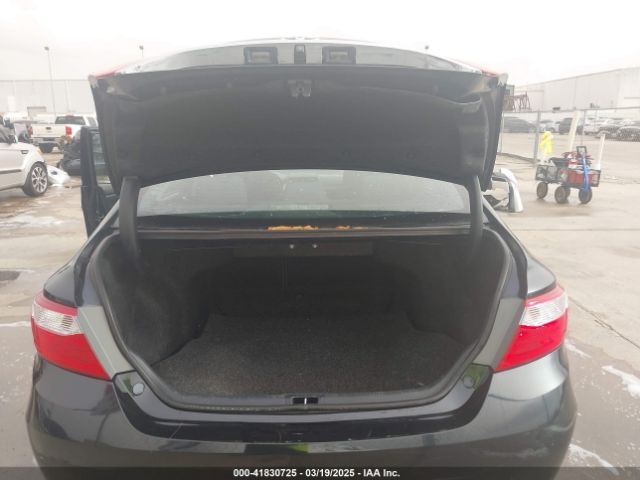 4T4BF1FK5FR505718 Toyota CAMRY LE