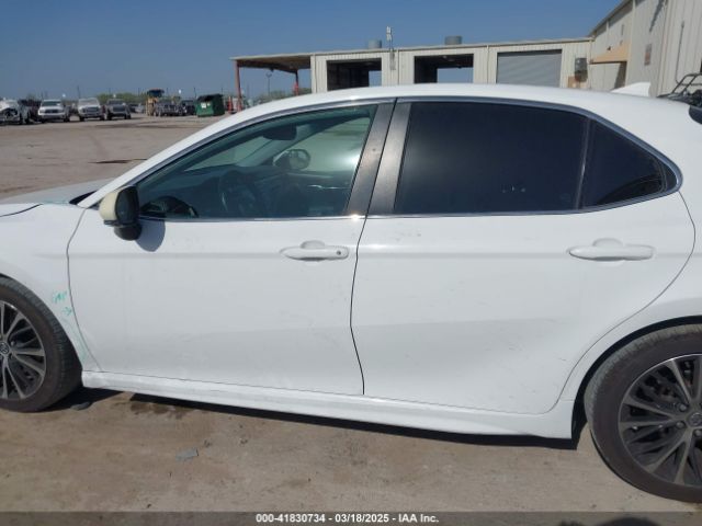 4T1M11AK5LU901118 Toyota CAMRY SE