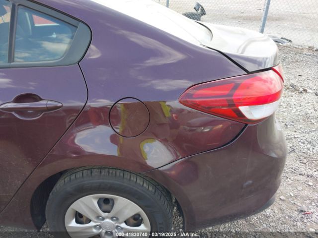 3KPFK4A75HE106261 KIA FORTE LX