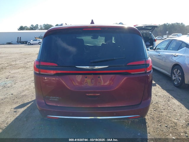 2C4RC1BG9MR588605 Chrysler Pacifica Touring L