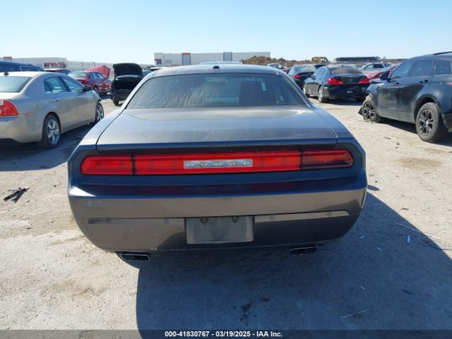 2C3CDYAG7EH273956 Dodge Challenger Sxt Plus