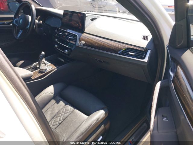 WBA13AG02PCM85786 BMW 530e