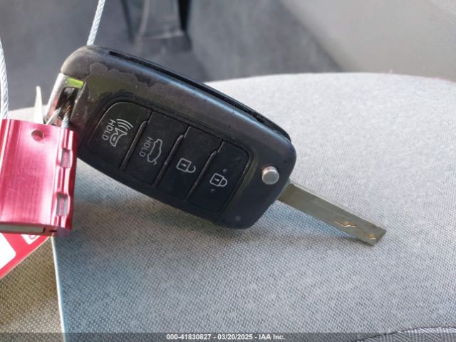 5NPEG4JA2LH005983 Hyundai SONATA SE
