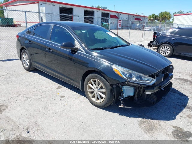 5NPE24AF1JH715447 Hyundai SONATA SE