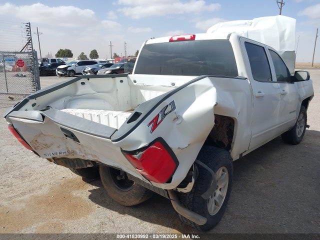 3GCUKREC9JG316576 Chevrolet Silverado 1500 2lt