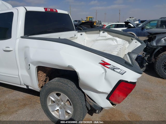 3GCUKREC9JG316576 Chevrolet Silverado 1500 2lt