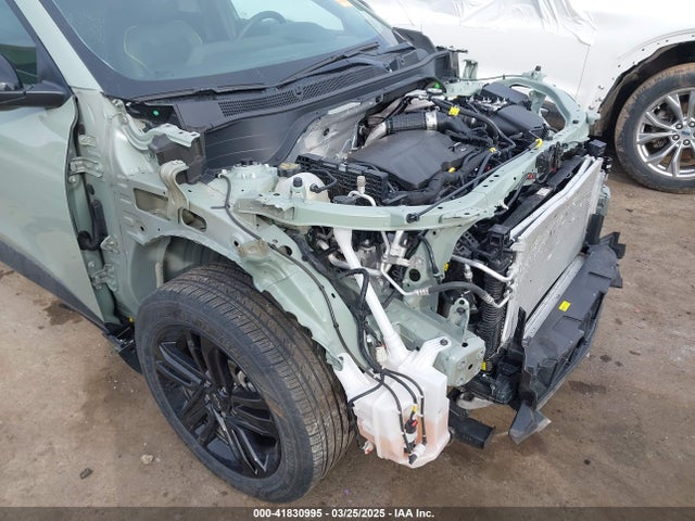 KL77LKE23RC199033 Chevrolet Trax Fwd Activ