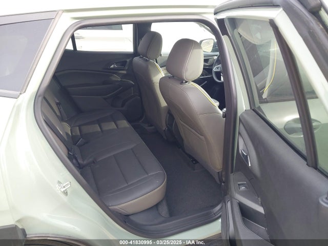 KL77LKE23RC199033 Chevrolet Trax Fwd Activ