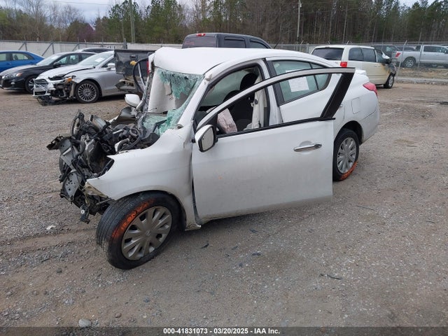 3N1CN7AP0HL847587 Nissan 2017