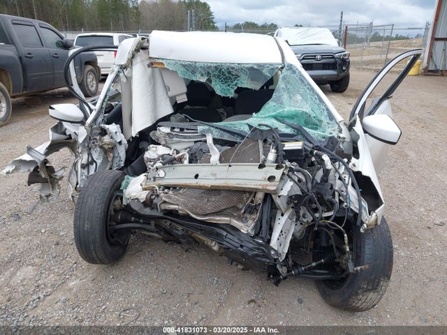3N1CN7AP0HL847587 Nissan 2017