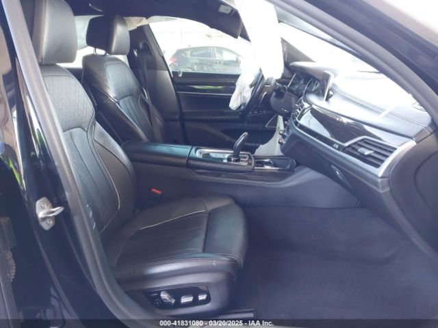 2019 BMW 740I WBA7E2C58KB218419 Photo 4
