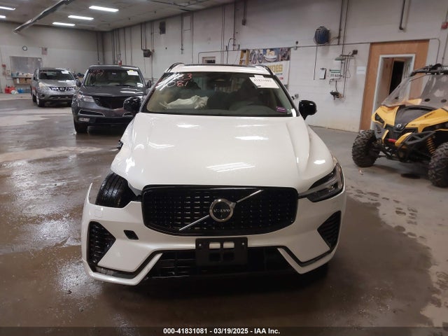 YV4M12RCXS1032908 Volvo Xc60 B5 Plus