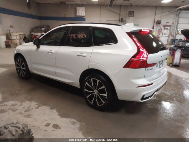 2025 VOLVO XC60 YV4M12RCXS1032908 Photo 2