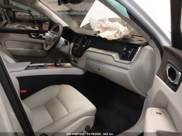 2025 VOLVO XC60 YV4M12RCXS1032908 Photo 4