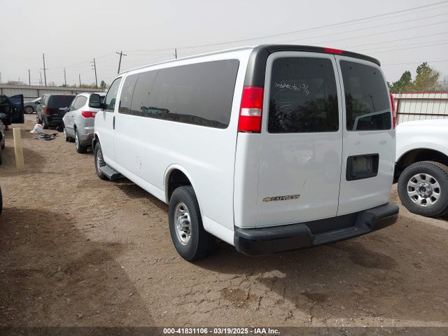 1GAZGNFPXN1284736 Chevrolet Express Passenger Rwd 3500 Extended Wheelbase Ls