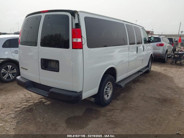 1GAZGNFPXN1284736 Chevrolet Express Passenger Rwd 3500 Extended Wheelbase Ls
