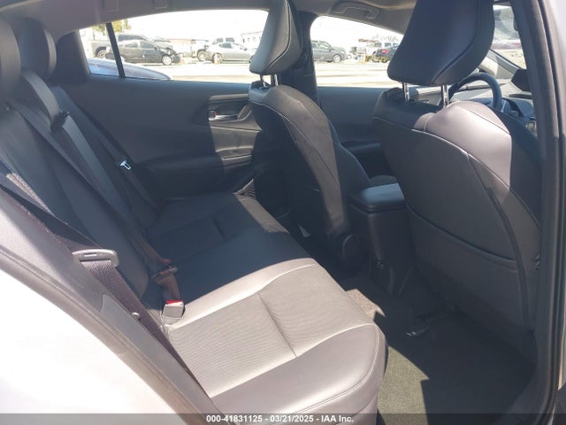 JTDACAAU5S3050686 Toyota PRIUS XLE