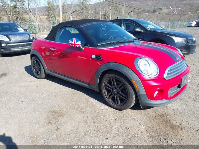 2013 MINI ROADSTER WMWSY1C54DT311995 Photo 0