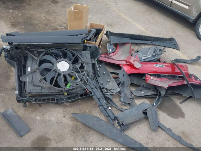 1FMCU9H96NUA09158 Ford ESCAPE SEL