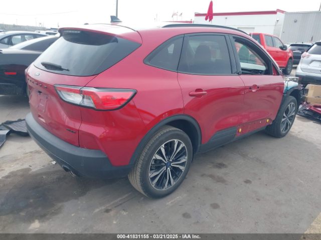 1FMCU9H96NUA09158 Ford ESCAPE SEL