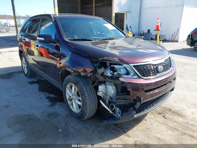 5XYKT3A66EG547425 KIA SORENTO LX