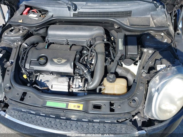 2011 MINI COOPER S WMWSV3C53BTY13253 Photo 9