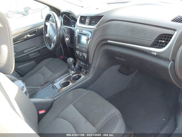 1GNKRHKD3GJ125020 Chevrolet Traverse 2lt